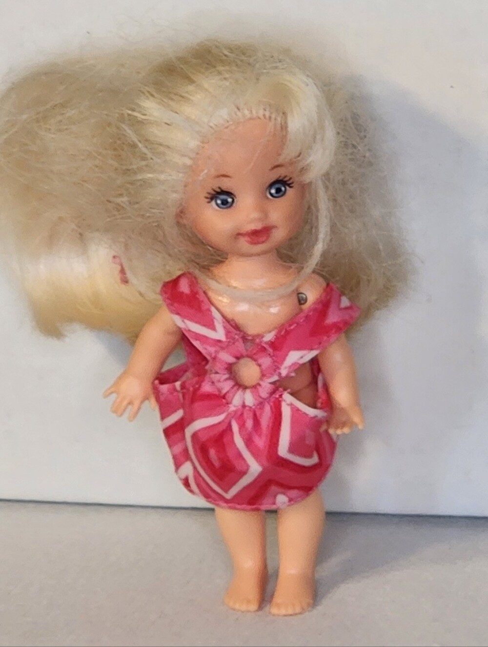 Vtg 1994 Mattel Kelly Doll Barbie  Sister Blonde Hair Blue Eyes Bottle Mouth